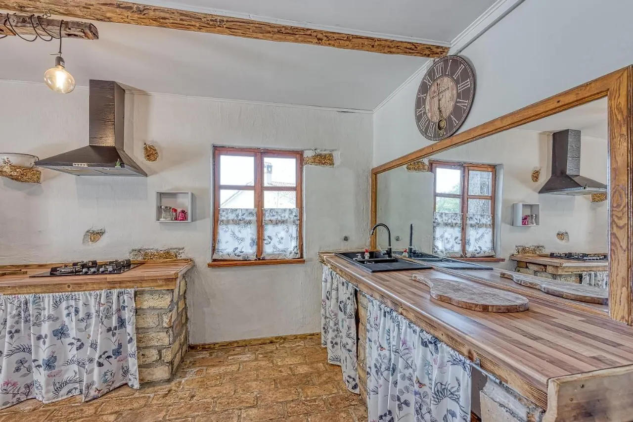 Vila Rustic Home Izabel - Happy Rentals Pazin